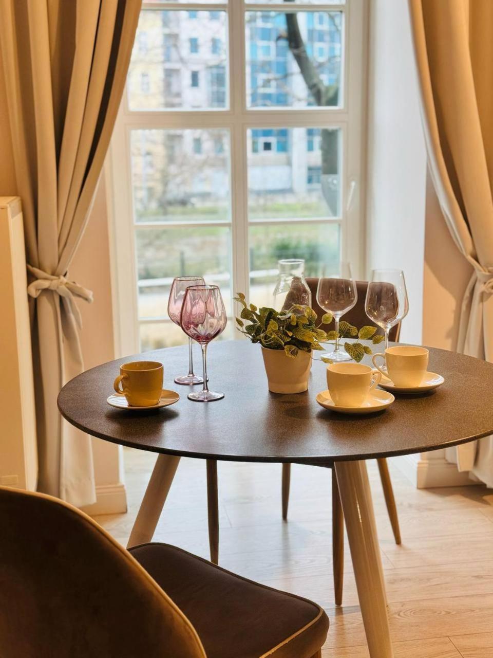 Absyntapartments 24 Rynek Wroclaw Ngoại thất bức ảnh
